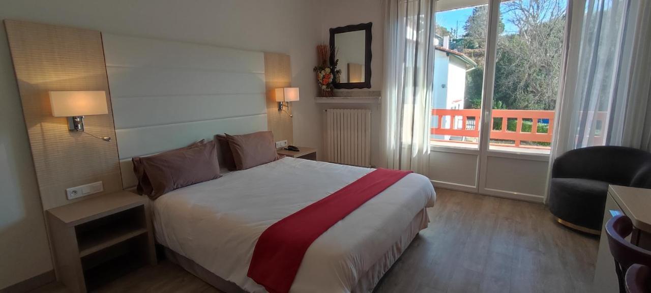 Hotel Uhainak Hendaye Exterior photo