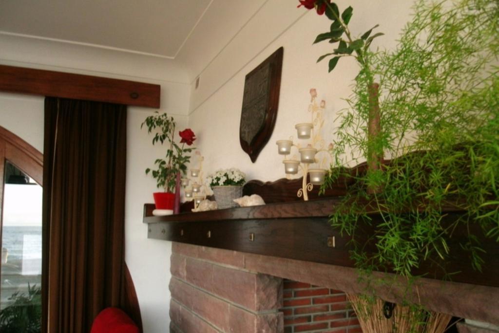 Hotel Uhainak Hendaye Exterior photo