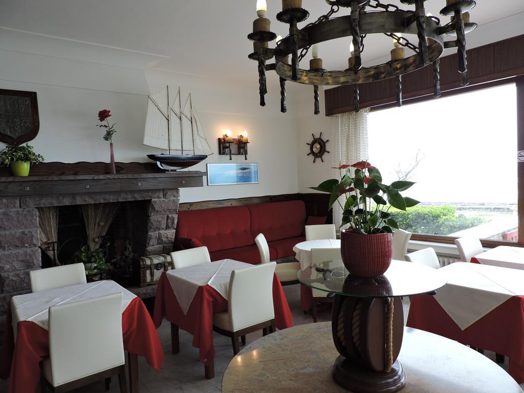 Hotel Uhainak Hendaye Exterior photo