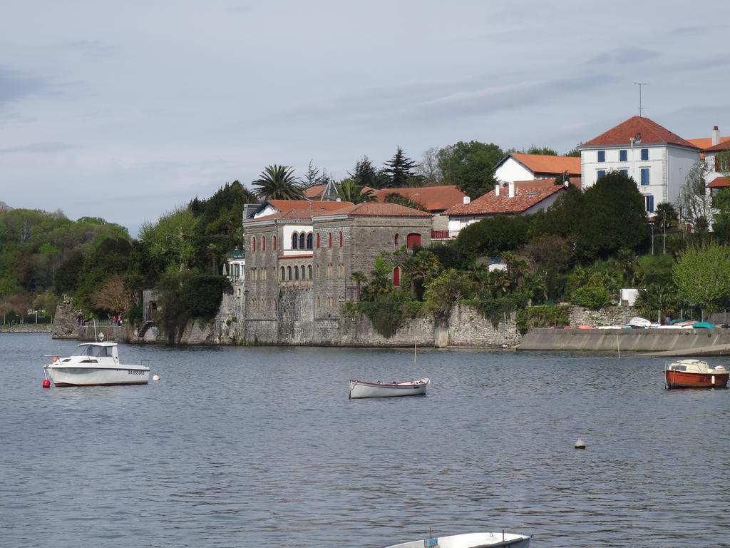 Hotel Uhainak Hendaye Exterior photo